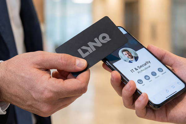 Lynq NFC Smart Business Card